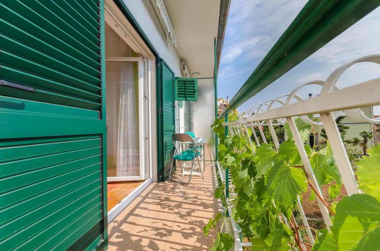 Rooms Dejana Vodice Esterno foto