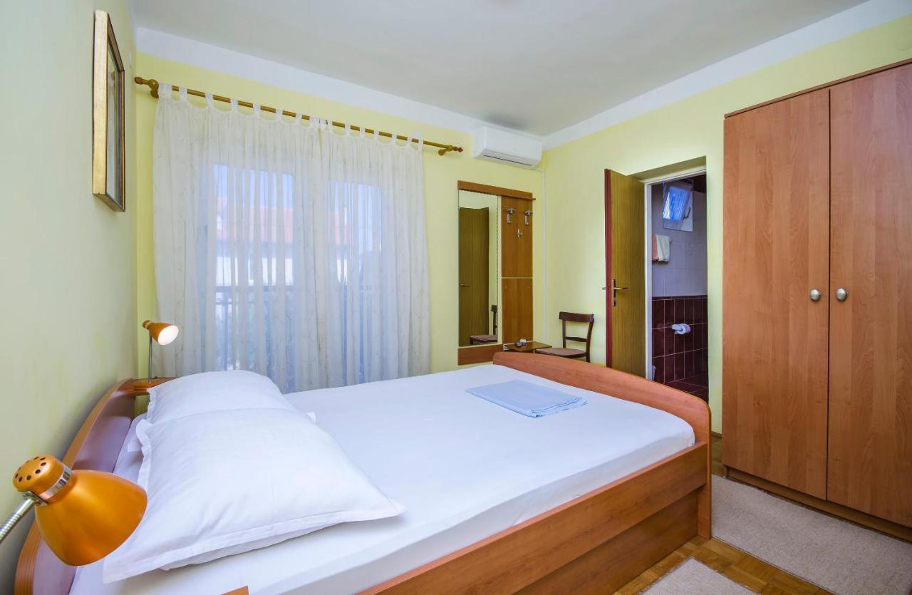 Rooms Dejana Vodice Esterno foto